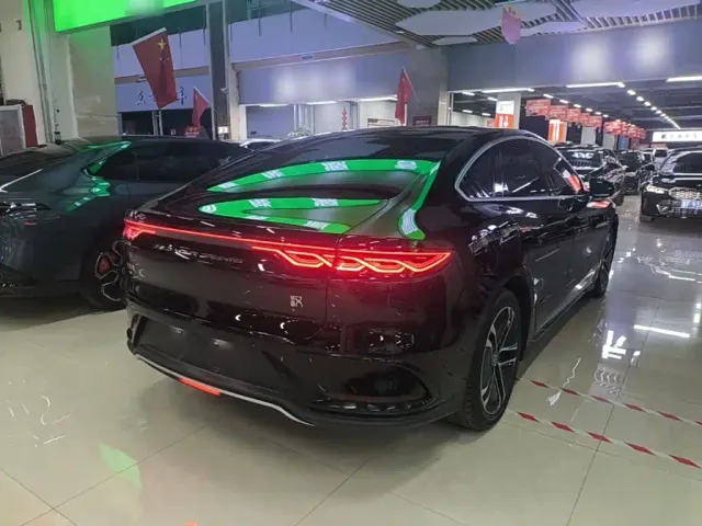 BYD Han — Фото автомобиля 6