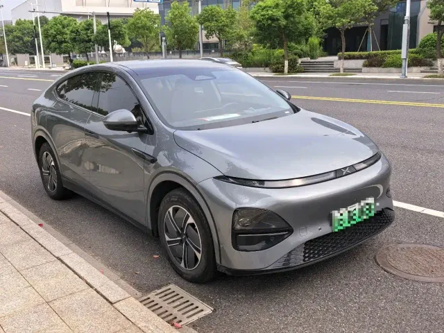 Xpeng G6 — Фото автомобиля 3