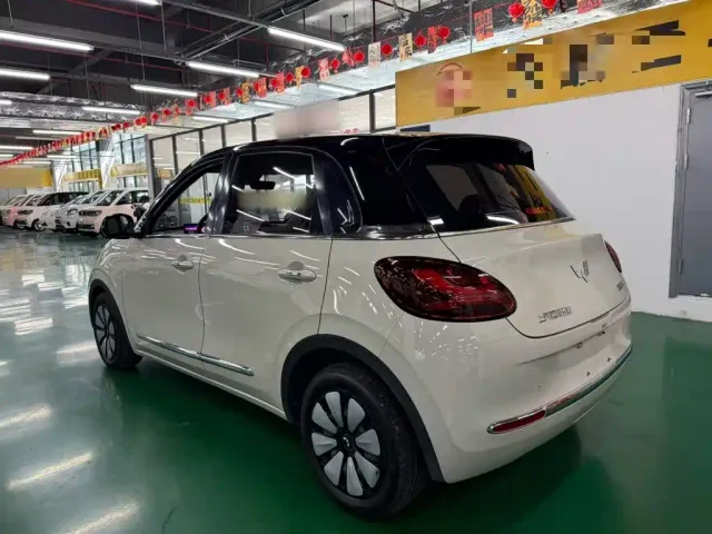 Wuling Bingo — Фото автомобиля 4