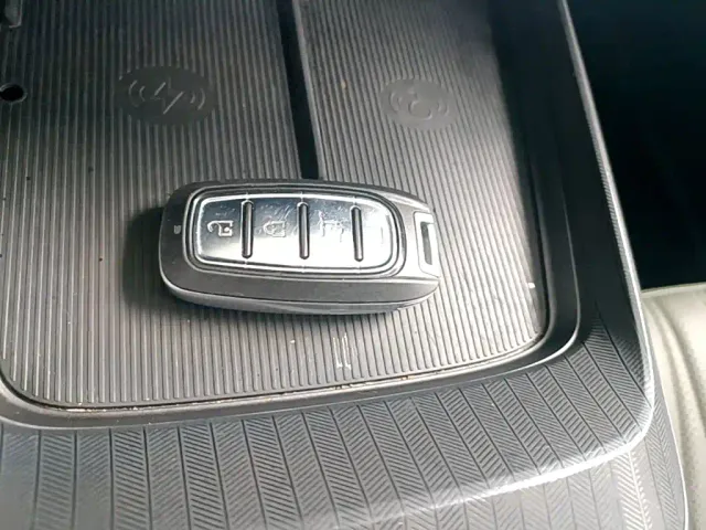Changan Lamore — Фото автомобиля 8