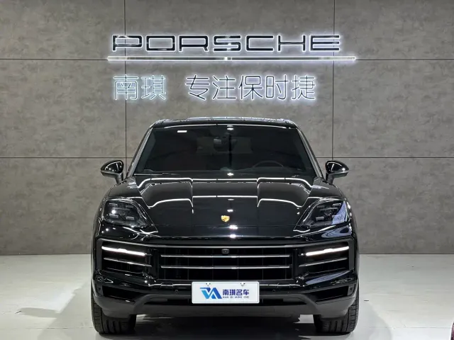 Porsche Cayenne — Фото автомобиля 2