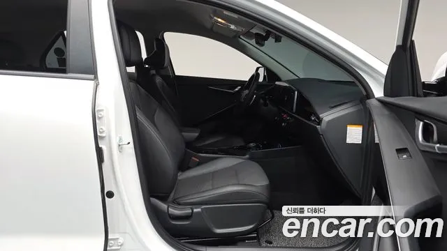 Kia Niro The All New — Фото автомобиля 16