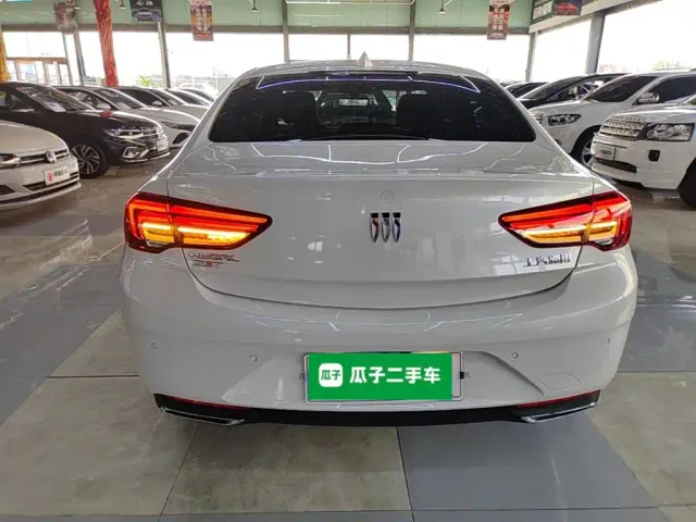 Buick Regal — Фото автомобиля 5