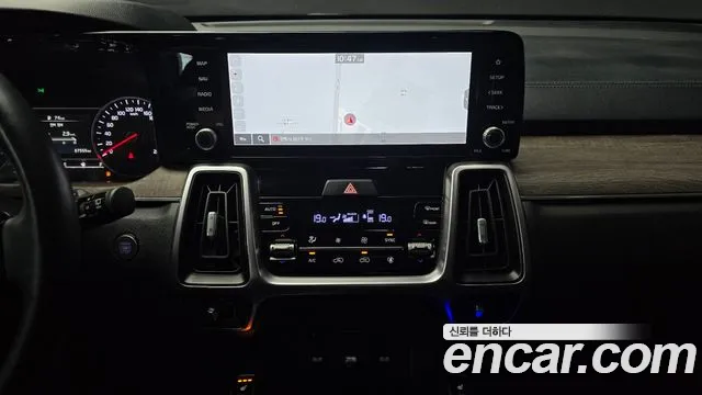 Kia Sorento Sorento 4-е поколение Дизель 2.2 2WD — Фото автомобиля 6