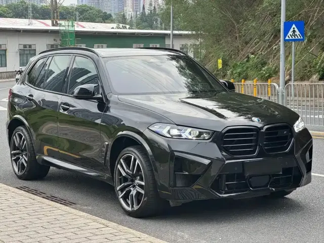 BMW X5 M — Фото автомобиля 3