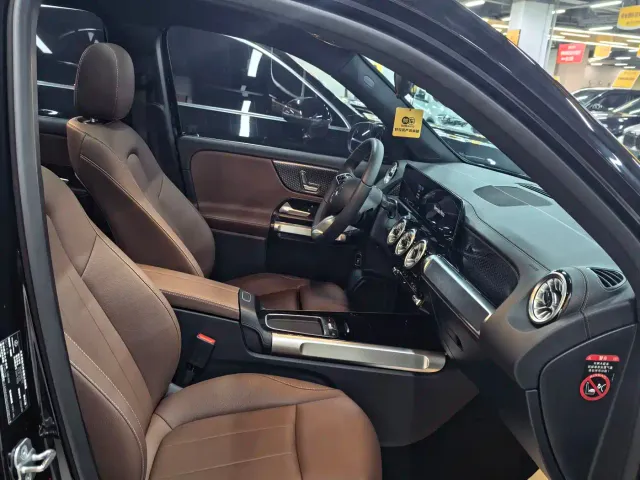 Mercedes-Benz Mercedes-Benz GLB 2024 Facelift GLB 220 Dynamic — Фото автомобиля 6