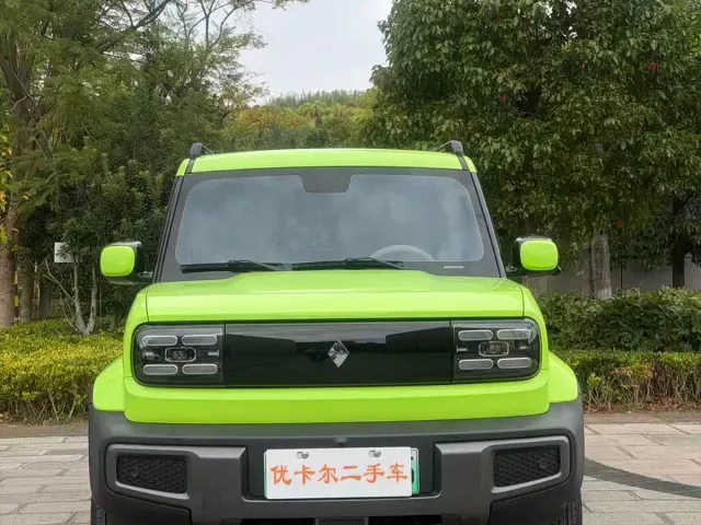 Baojun Yep — Фото автомобиля 2