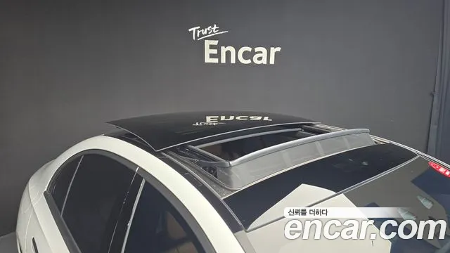 Mercedes-Benz E-Class — Фото автомобиля 16