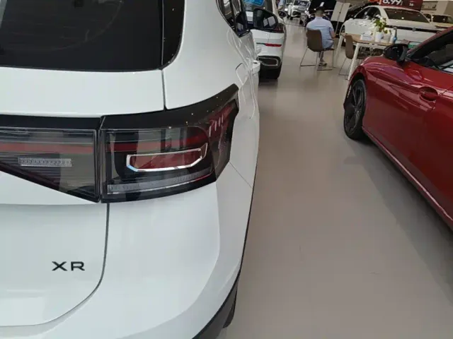 Volkswagen Tharu — Фото автомобиля 7