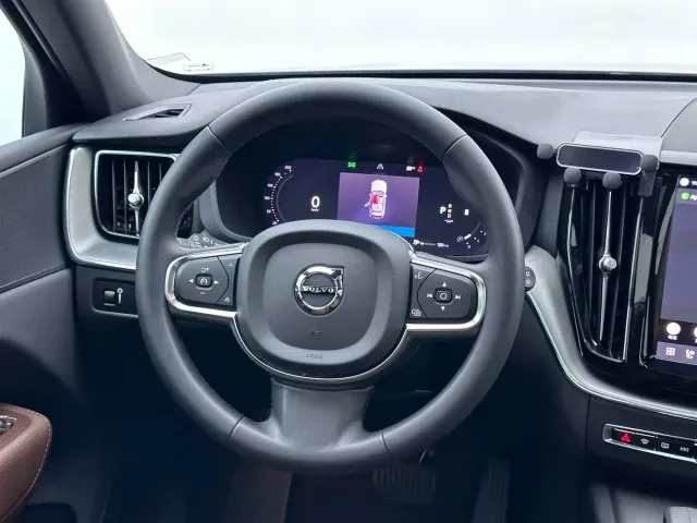 Volvo XC60 — Фото автомобиля 20