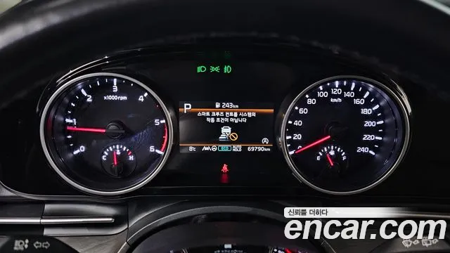 Kia Canival Carnival 4 поколение Дизель 9 мест Prestige — Фото автомобиля 8