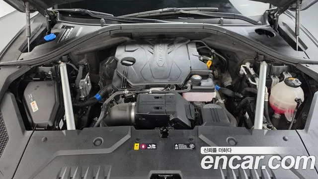 Genesis GV70 — Фото автомобиля 6