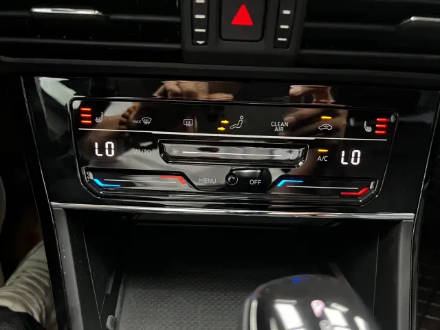Volkswagen Passat — Фото автомобиля 20