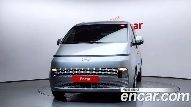Hyundai Staria Staria Карго 3 места — Фото автомобиля 3