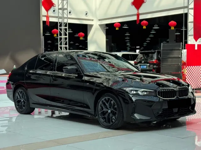 BMW 3 Series — Фото автомобиля 3