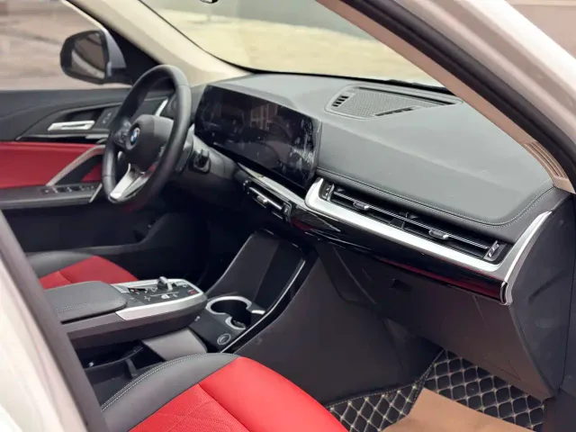 BMW X1 — Фото автомобиля 13