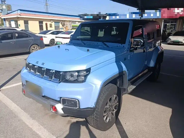 Фотография автомобиля — BAIC BJ40