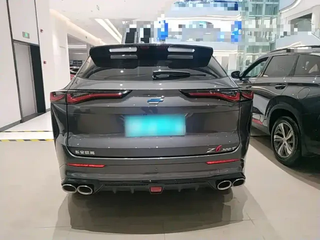 Changan Z6 — Фото автомобиля 5