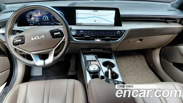 Kia K8 — Фото автомобиля 10