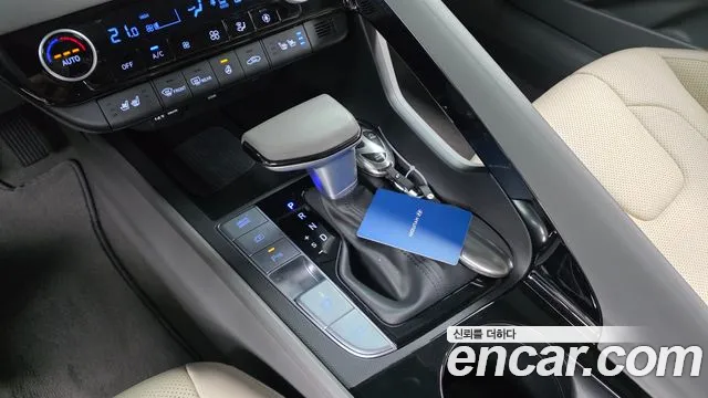 Hyundai AVANTE Новый Avante (CN7) — Фото автомобиля 9