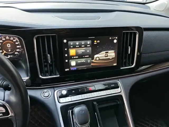 GAC Trumpchi M8 — Фото автомобиля 12
