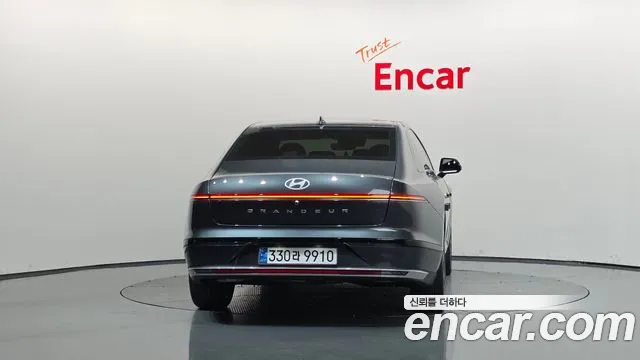 Hyundai Grandeur GN7 — Фото автомобиля 4