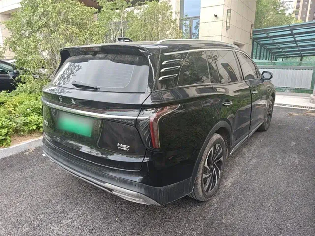 Hongqi HS7 PHEV — Фото автомобиля 6