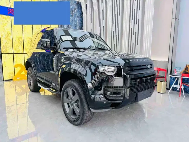 Land Rover Land Rover Defender 2025 90 3.0T P400 X-Dynamic HSE — Фото автомобиля 3