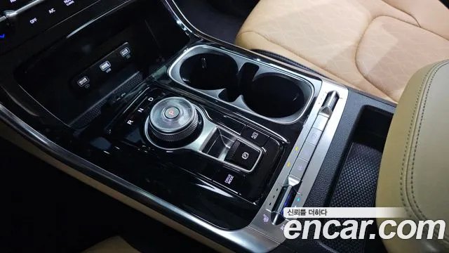 Kia Canival Carnival 4 поколение Бензин 9 мест Noblesse — Фото автомобиля 9