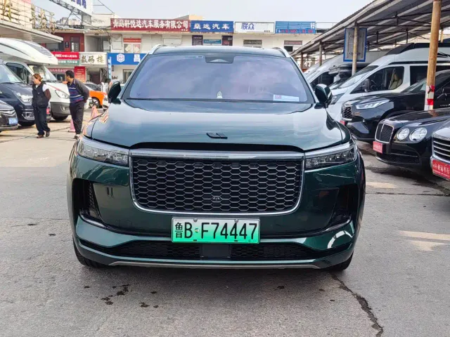 Li Auto ONE — Фото автомобиля 2