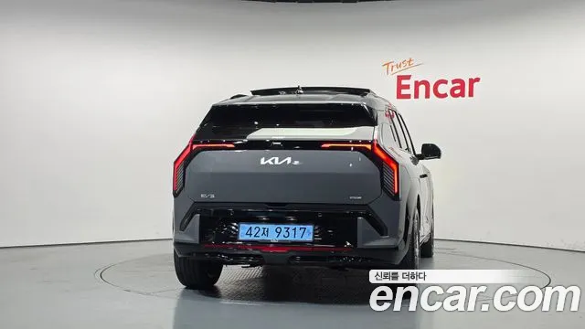 Kia EV3 — Фото автомобиля 4