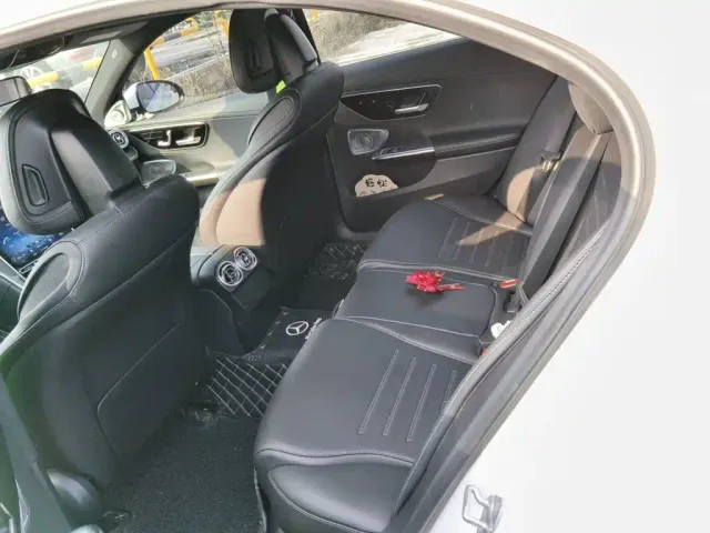 Mercedes-Benz C-Class — Фото автомобиля 18