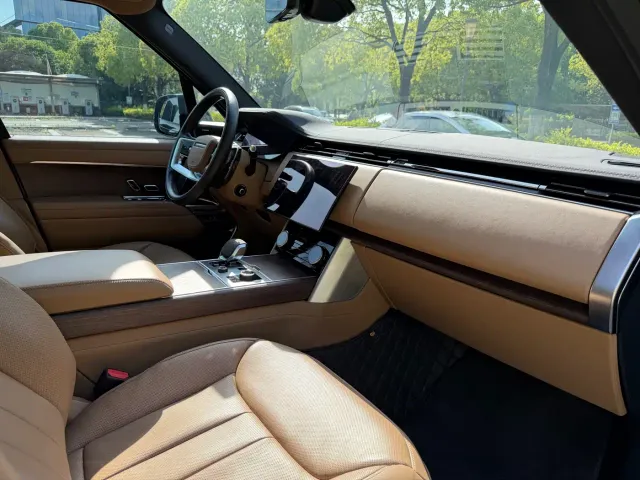 Land Rover Range Rover — Фото автомобиля 6