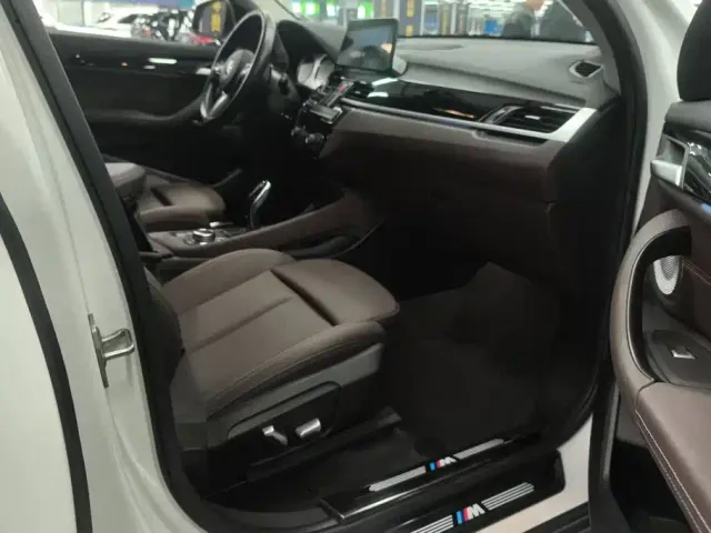 BMW X1 — Фото автомобиля 8