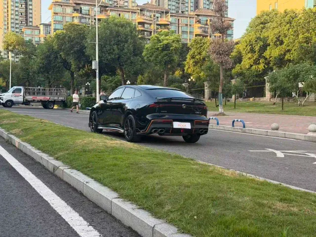 Changan UNI-V — Фото автомобиля 15