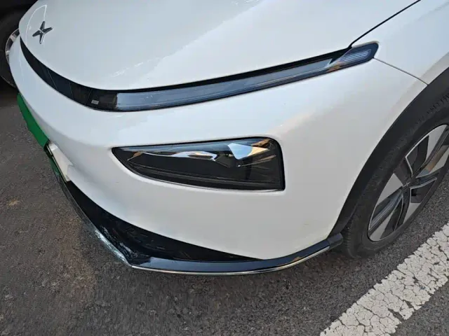 Xpeng G3 — Фото автомобиля 23