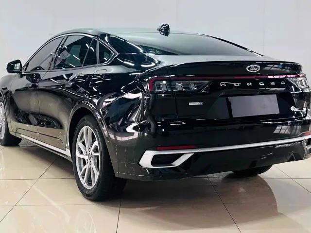 Ford Mondeo — Фото автомобиля 8