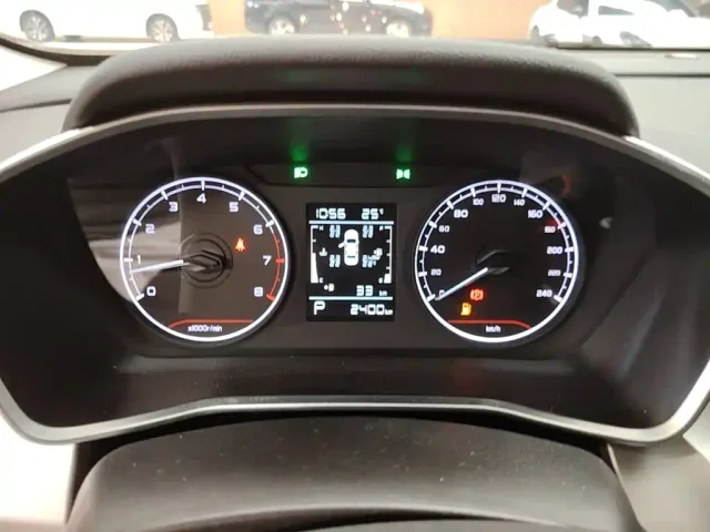 Geely Binyue — Фото автомобиля 11