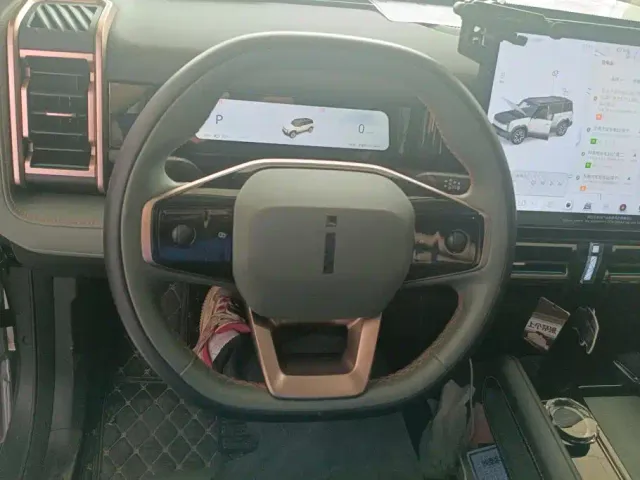 iCAR iCAR 03 2024 Model 472km AWD Long Range Smart Premium Edition — Фото автомобиля 15
