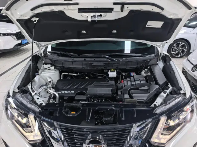 Nissan X-Trail — Фото автомобиля 19