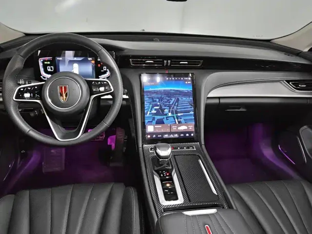 Hongqi H5 — Фото автомобиля 12
