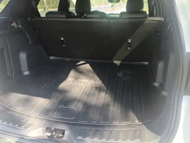 Land Rover Discovery Sport — Фото автомобиля 4