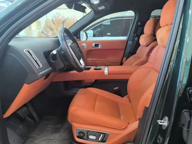 Li Auto L7 — Фото автомобиля 7