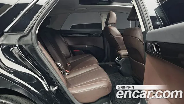 Hyundai Grandeur GN7 — Фото автомобиля 11