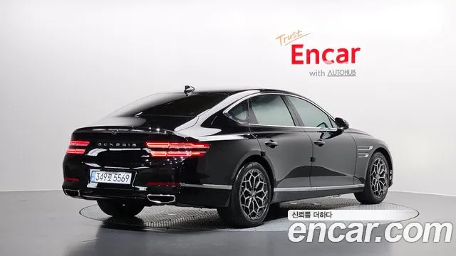 Фотография автомобиля — Genesis G80 RG3