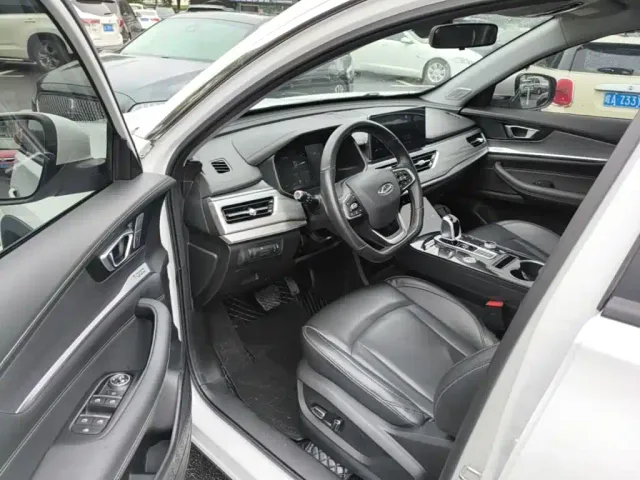 Chery Tiggo 8 — Фото автомобиля 15