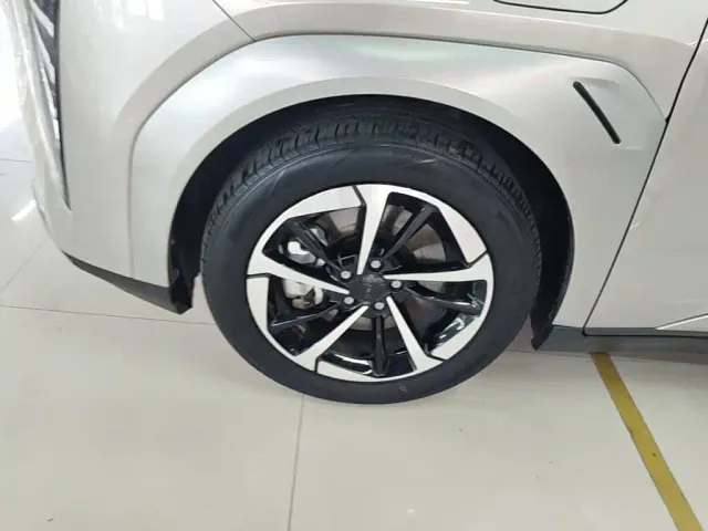GAC Aion Y — Фото автомобиля 22