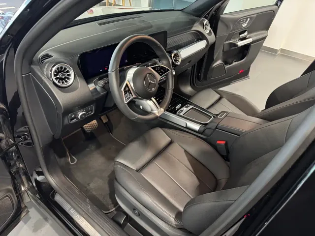 Mercedes-Benz GLB-Class — Фото автомобиля 10