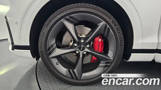 Genesis GV70 3.5T Бензин AWD — Фото автомобиля 4