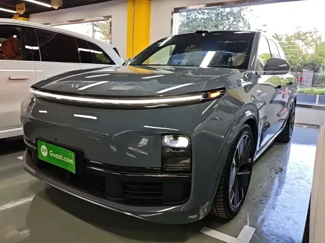 Фотография автомобиля — Li Auto L8